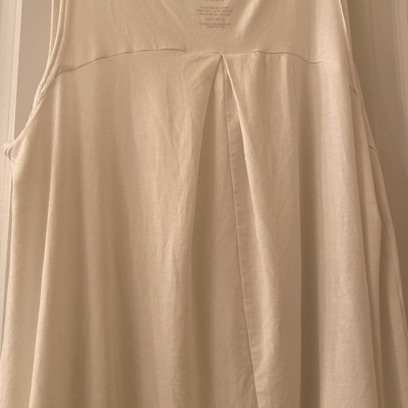 American Eagle white soft & sexy tank top. Size S. - Picture 4 of 4